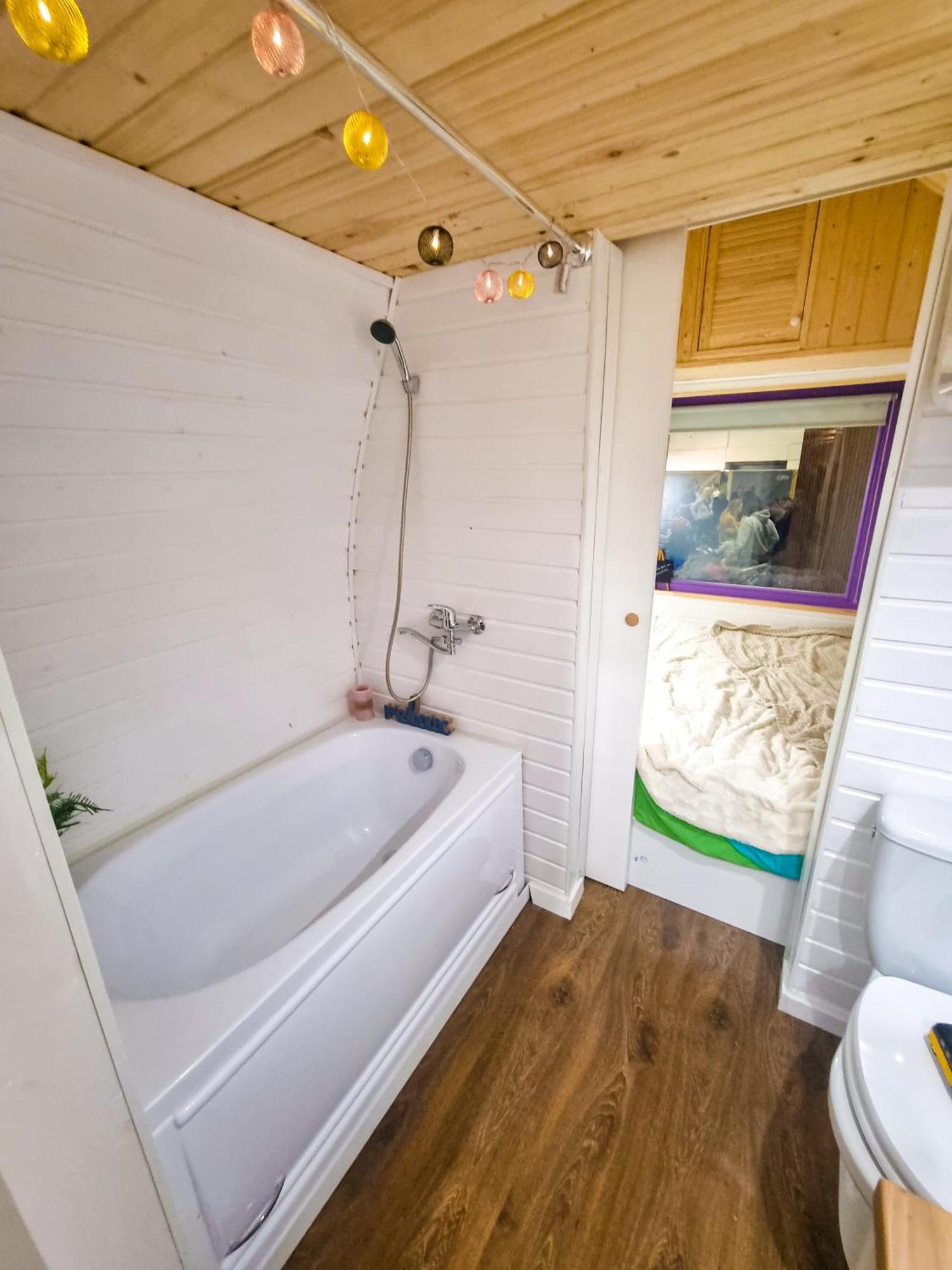 Central Tiny Houses Bukares Bagian luar foto