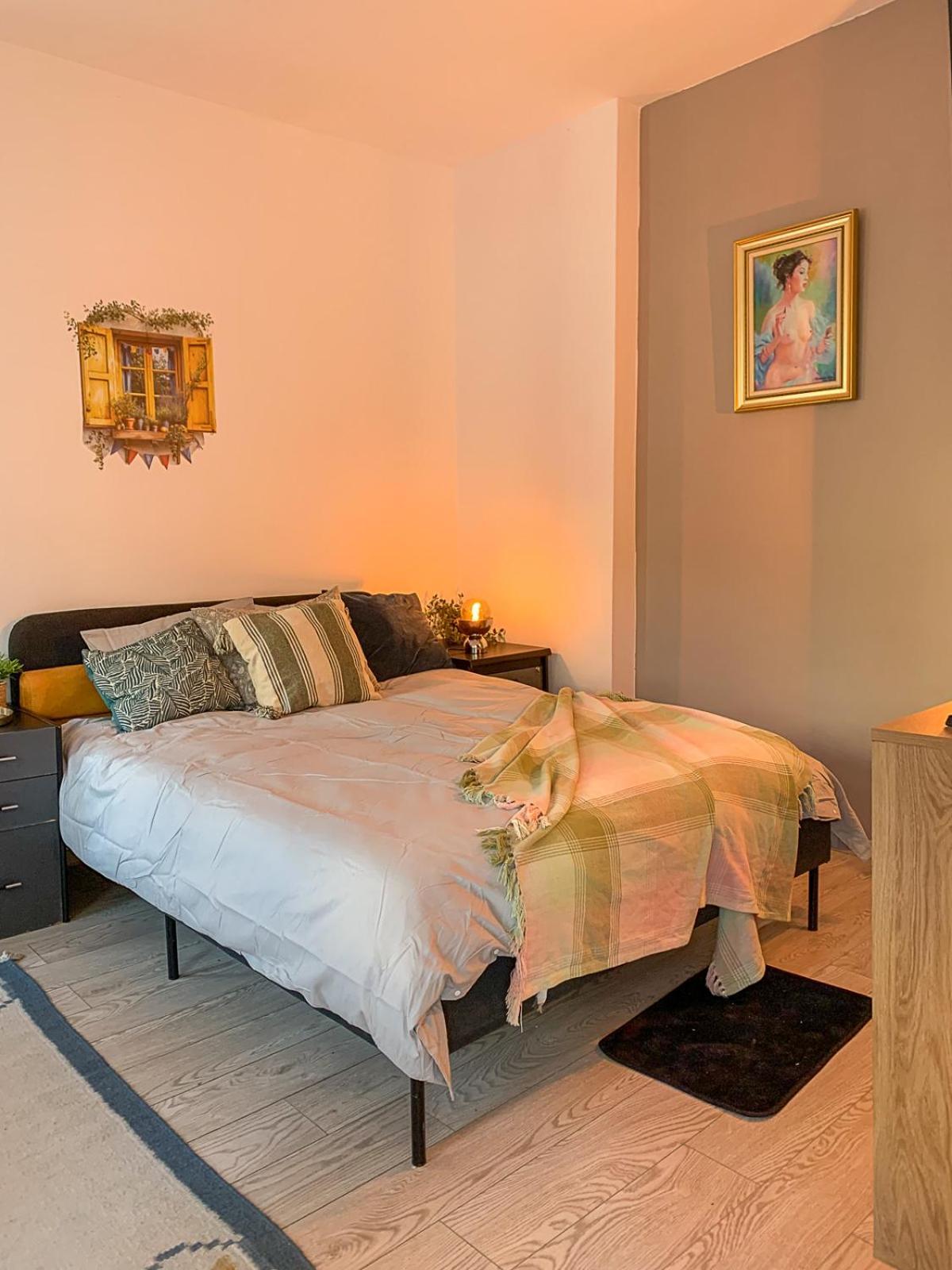 Central Tiny Houses Bukares Bagian luar foto