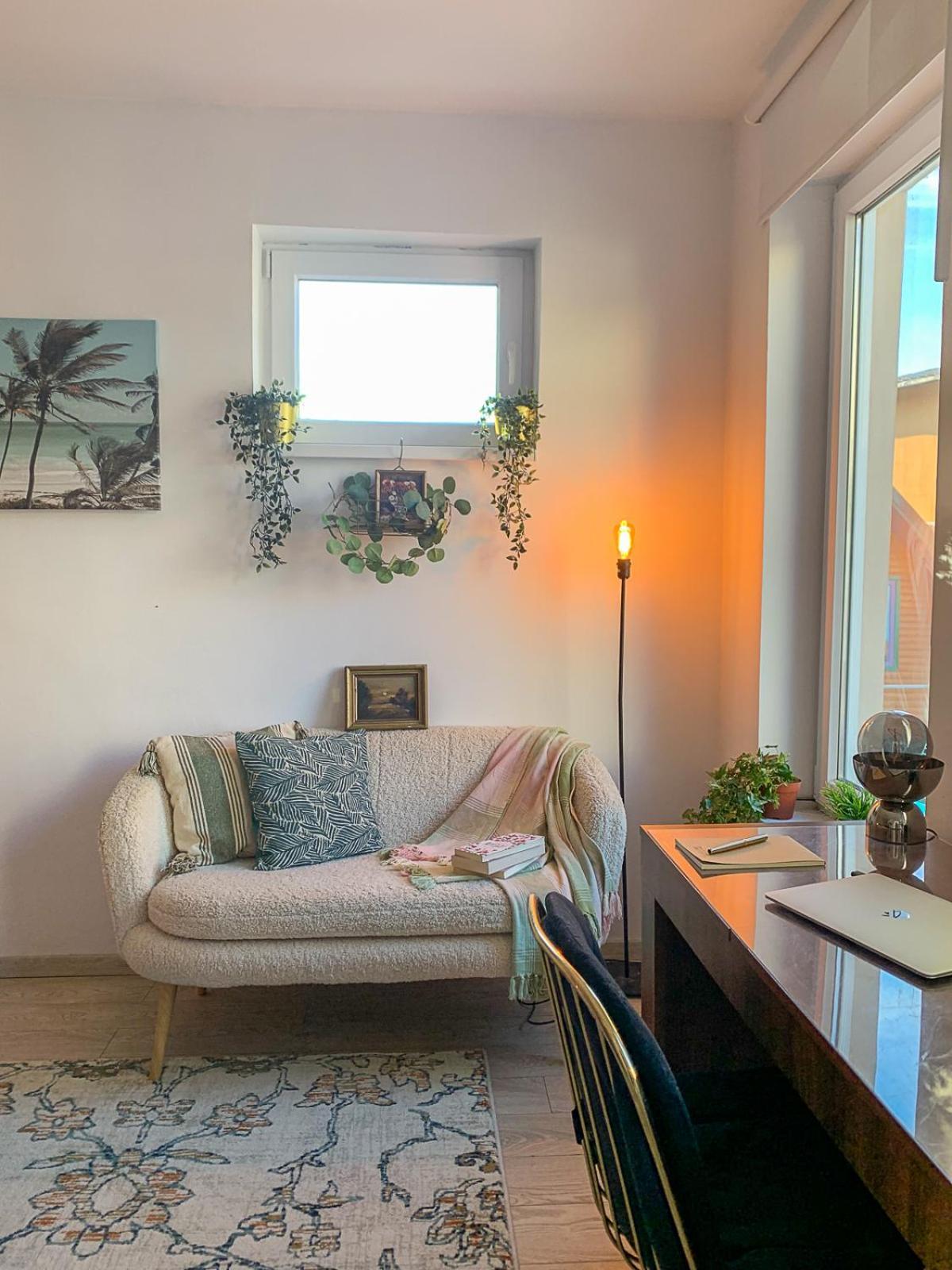 Central Tiny Houses Bukares Bagian luar foto
