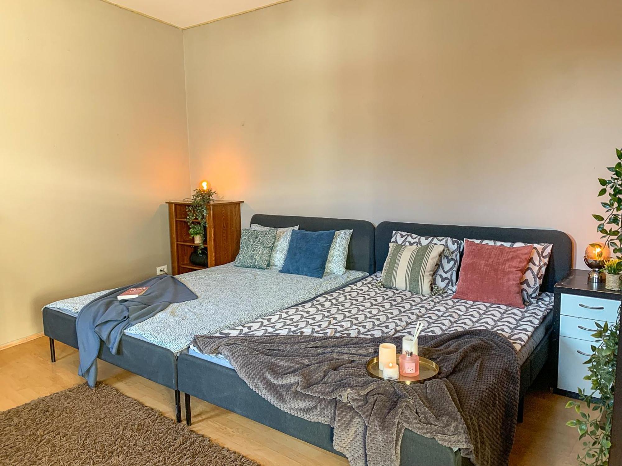 Central Tiny Houses Bukares Bagian luar foto